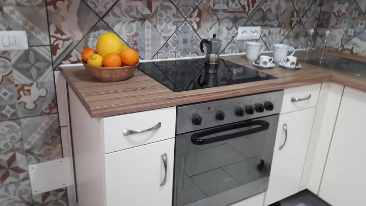 Estia Holidays Apartments - Taormina 0*,